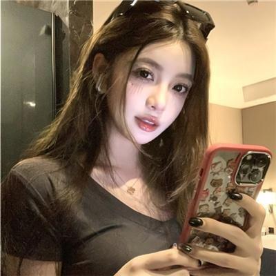 保持黑暗海报