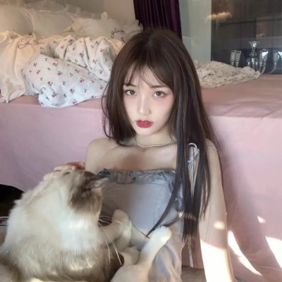 哈啰，我叫朵莉丝海报